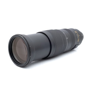Nikkor 200-500mm f5.6-2 Nikon AF-S Nikkor 200-500mm f/5.6E ED VR - Käytetty