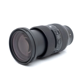 Sigma 24-70mm f2.8 DG DN Sony-2 Sigma Art 24-70mm f/2.8 DG DN Sony FE - Käytetty