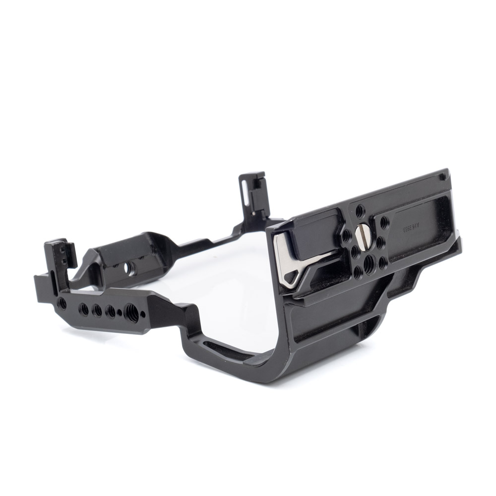 Smallrig 3933-2 SmallRig 3933 Cage for Fujifilm X-H2/X-H2S with FT-XH / VG-XH Battery Grip - Käytetty