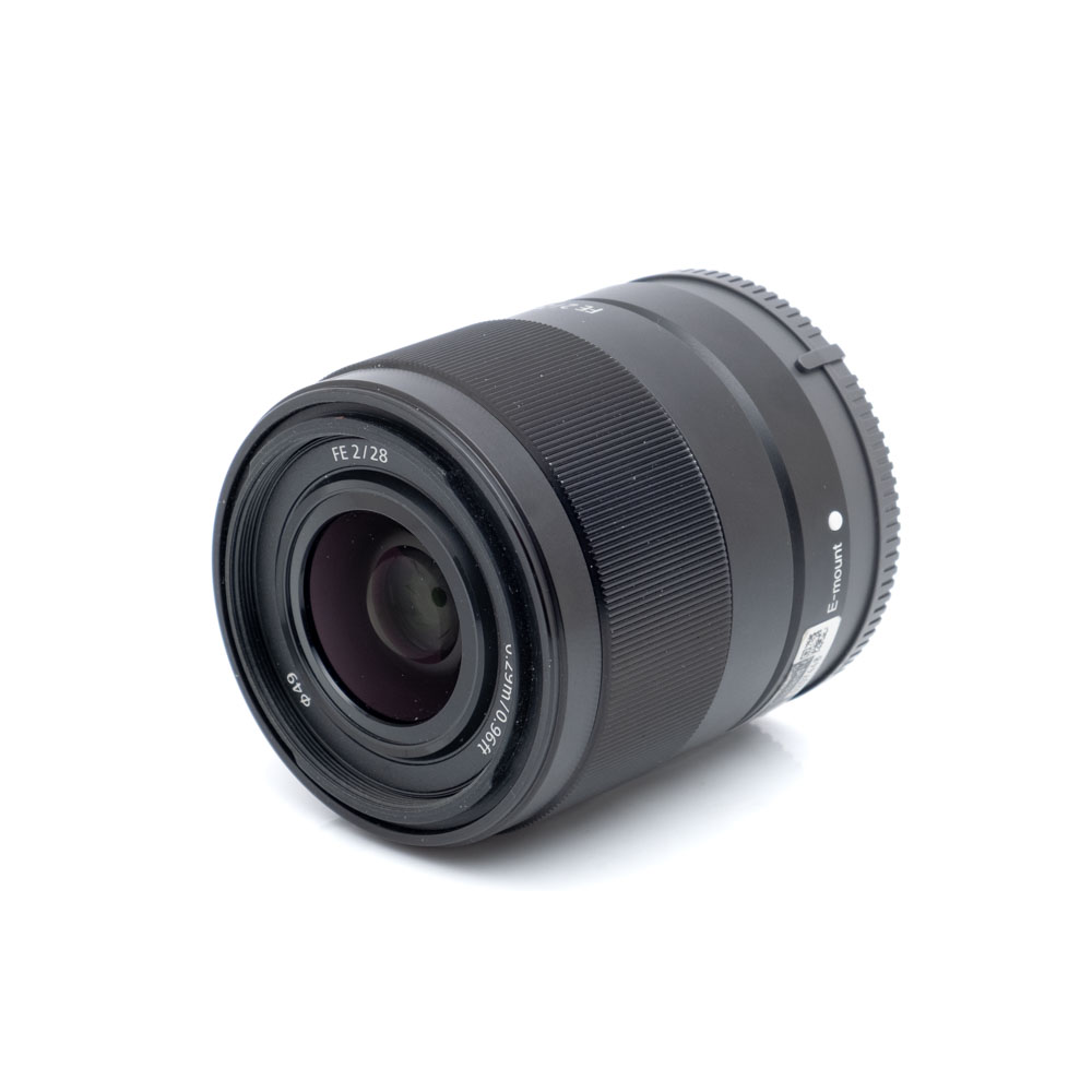 Sony FE 28mm f/2 - Käytetty