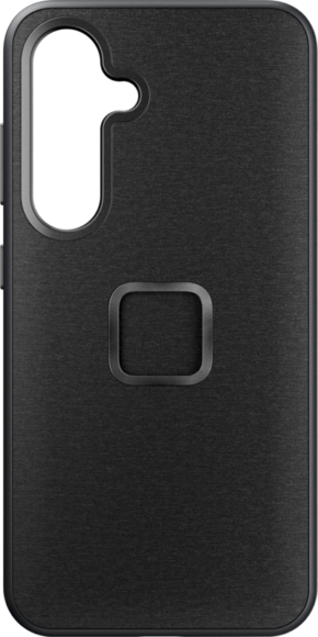 Peak Design Mobile Everyday Case for Samsung Galaxy S24 in Charcoal -mallissa on musta viimeistely, suorakulmainen kamera-aukko vasemmassa yläkulmassa ja nelikulmainen syvennys keskellä takana.