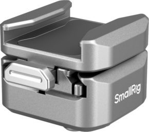 800q-01_128324 Close-up of the metal SmallRig 4500 HawkLock H18 quick release with cold shoe, showing its compact rectangular design, latch mechanism and engraved SmallRig branding on the side.