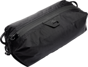 800q-01_128349 The Peak Design Ultralight Packing Cube XX-Small Black is a sleek black rectangular bag with a top zip closure, minimalist design, small logo near the zip and loops at both ends for easy carrying.