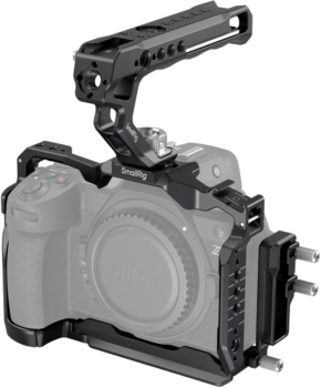 800q-01_128463 SmallRig 4520 Camera Cage Kit for Nikon Z6 III, jossa on yläkahva, asennetaan Nikon Z6 III -runkoon ja tarjoaa paremman suojan ja useita lisälaitteiden kiinnityspisteitä.