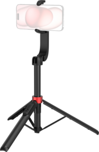 800q-01_128505 SmallRig 4731 Portable Selfie Stick Tripod ST-25 Pro, jossa on säädettävät jalat ja mustan ja punaisen värinen puhelimen pidike, tukee älypuhelinta ja on asetettu tavallista taustaa vasten.