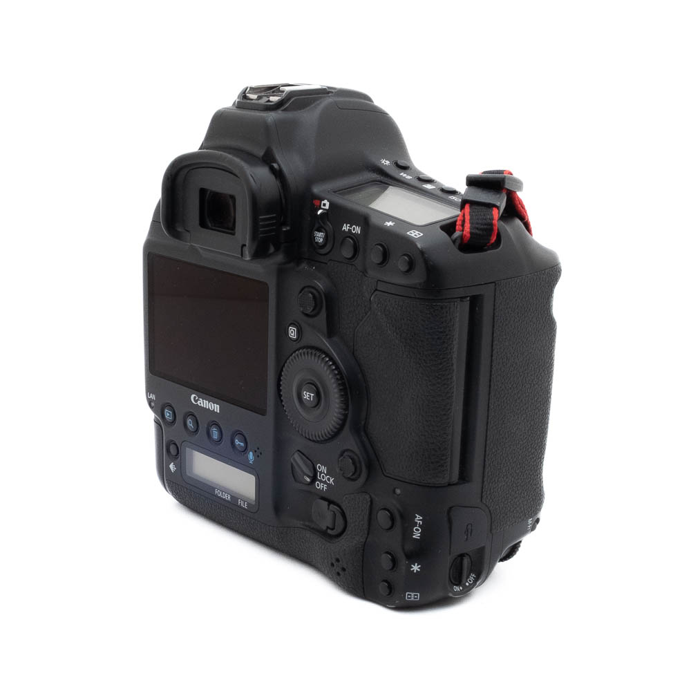 Canon EOS 1DX Mark II (SC 30000, sis.ALV24%) - Käytetty