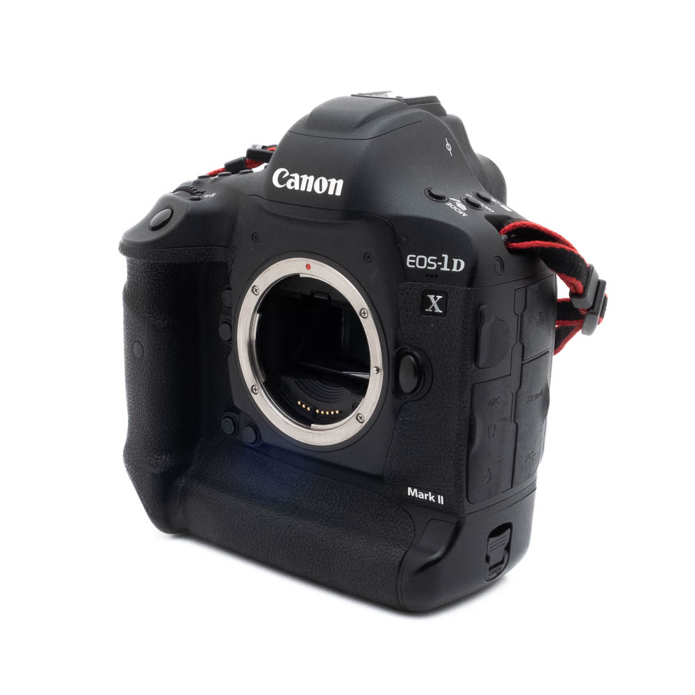 Canon EOS 1DX Mark II (SC 30000, sis.ALV24%) - Käytetty