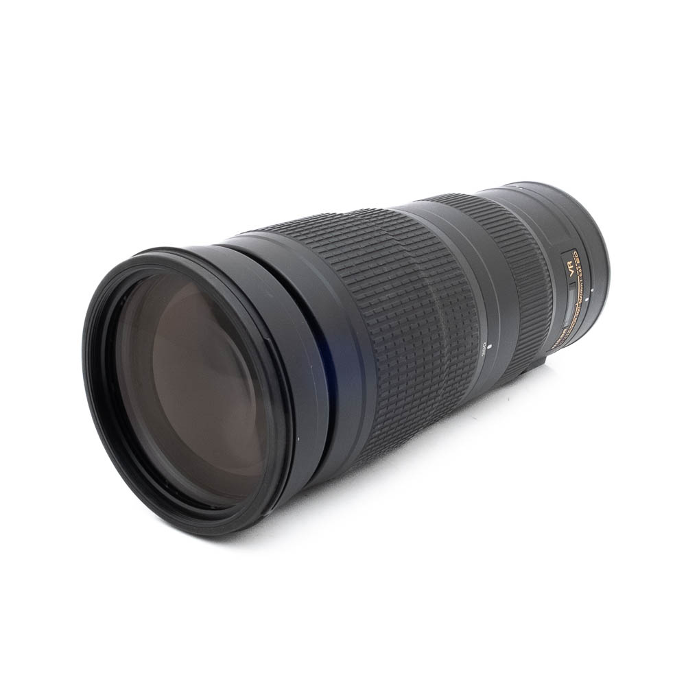 Nikon 200-500mm f56E ED VR-2-3 Nikon AF-S Nikkor 200-500mm f/5.6E ED VR - Käytetty