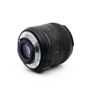 Nikon 40mm f28G DX-1 Nikon AF-S Micro-Nikkor 40mm f/2.8G DX (Kunto K5) - Käytetty
