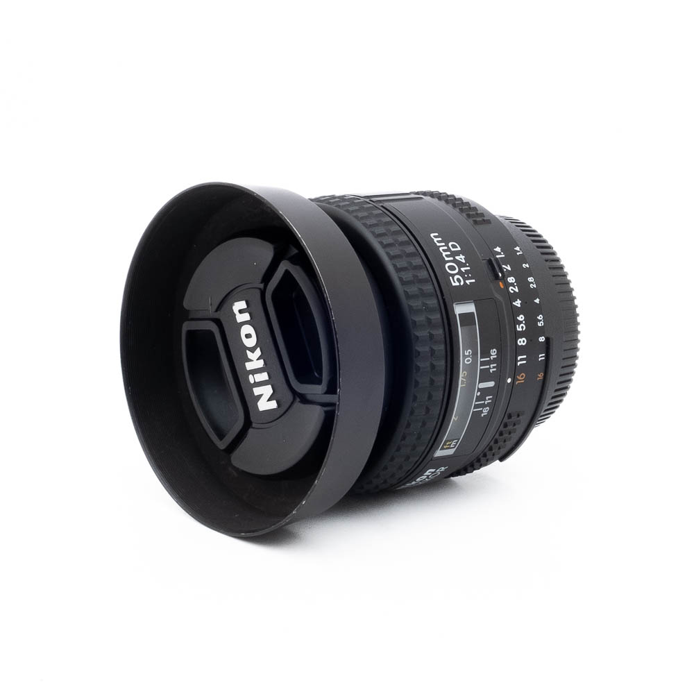 Nikon 50mm f14D-3 Nikon AF Nikkor 50mm f/1.4 D - Käytetty