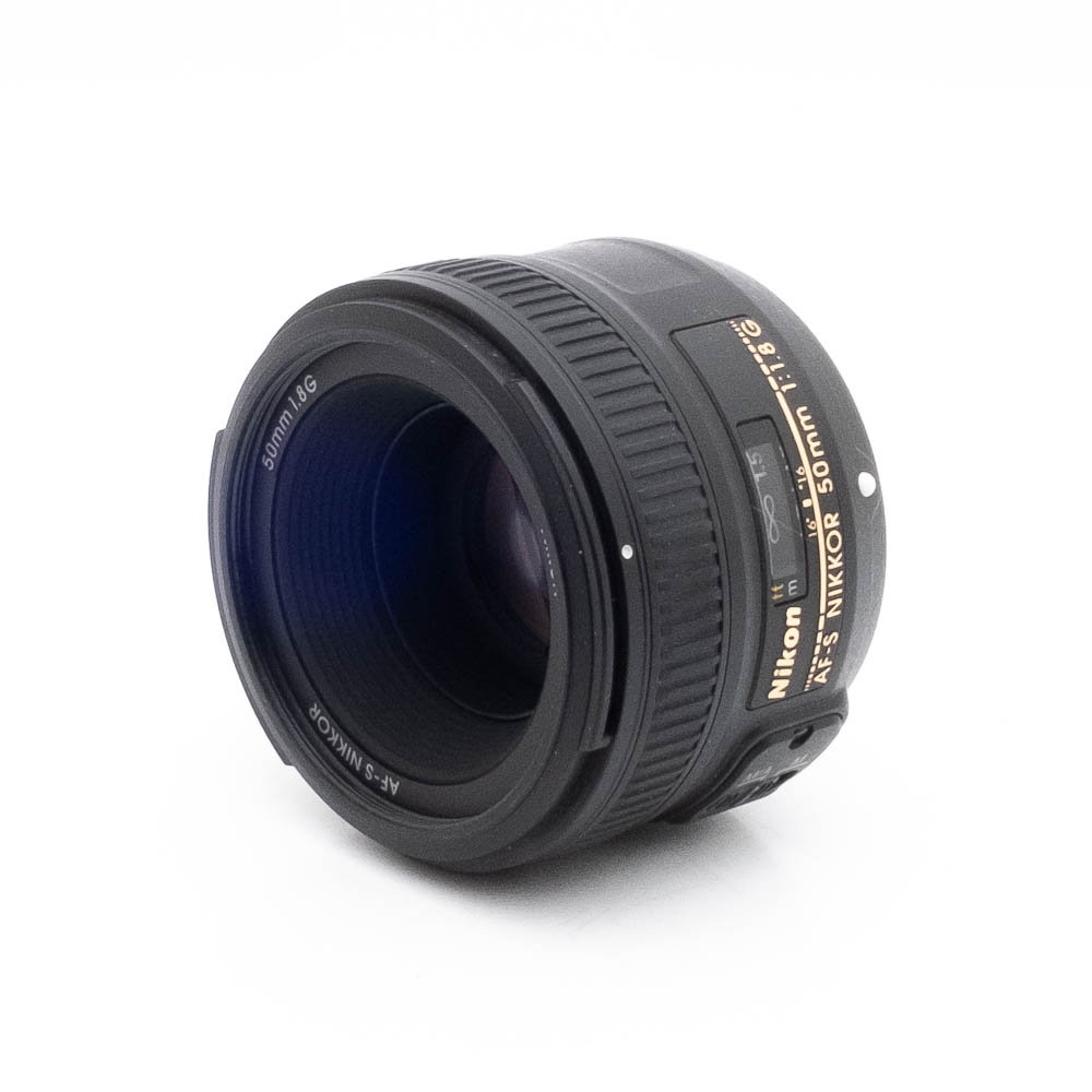 Nikon 50mm f18 G-2-2 Nikon AF-S Nikkor 50mm f/1.8 G - Käytetty