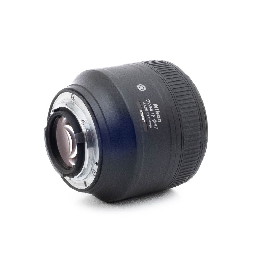 Nikon 85mm f18G-1 Nikon AF-S Nikkor 85mm f/1.8 G (Kunto K5) - Käytetty