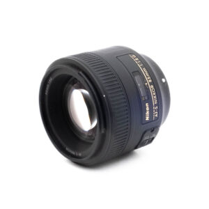 Nikon 85mm f18G-2 Nikon AF-S Nikkor 85mm f/1.8 G (Kunto K5) - Käytetty