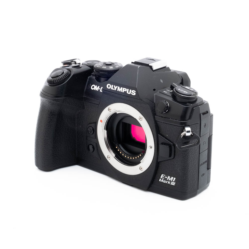Olympus E-M1 Mark III-4 Olympus OM-D E-M1 Mark III (SC 15500) - Käytetty