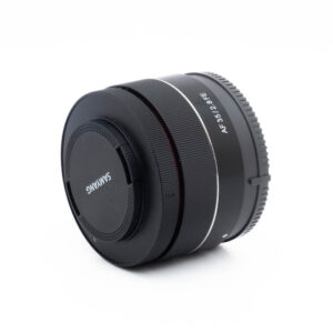 Samyang 35mm f28 Sony-3 Samyang AF 35mm f/2.8 Sony FE - Käytetty
