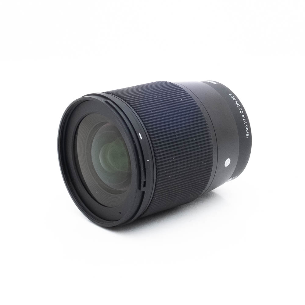 Sigma 16mm f14 DC DN Sony-2 Sigma 16mm f/1.4 DC DN C MFT (Kunto K5) - Käytetty