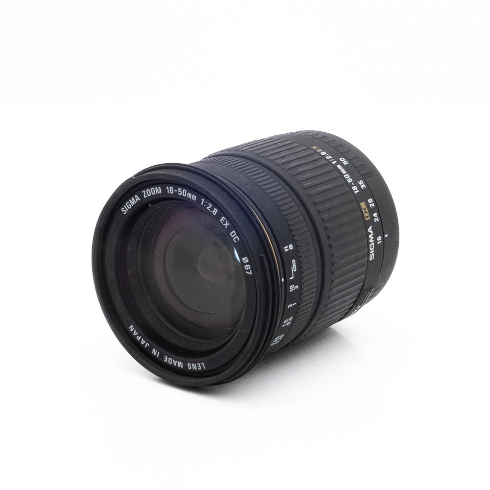 Sigma 18-50mm f28 EX DC Canon EF-s-2 Sigma DC 18-50mm f/2.8 EX Canon EF-S - Käytetty