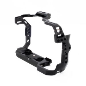 Smallrig häkki-1-3 SmallRig 4159 Cage for Canon EOS R6 MKII (sis.ALV24%) - Käytetty