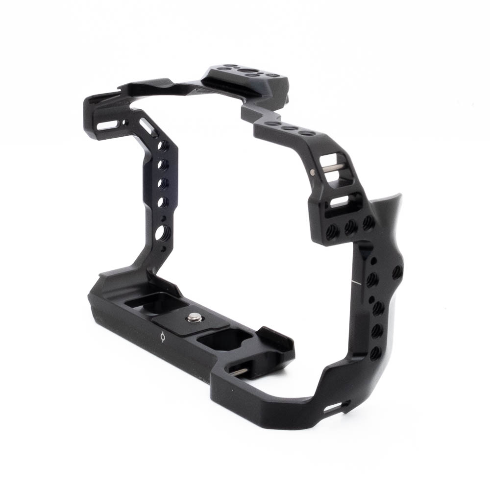 Smallrig häkki-1-3 SmallRig 4159 Cage for Canon EOS R6 MKII (sis.ALV24%) - Käytetty