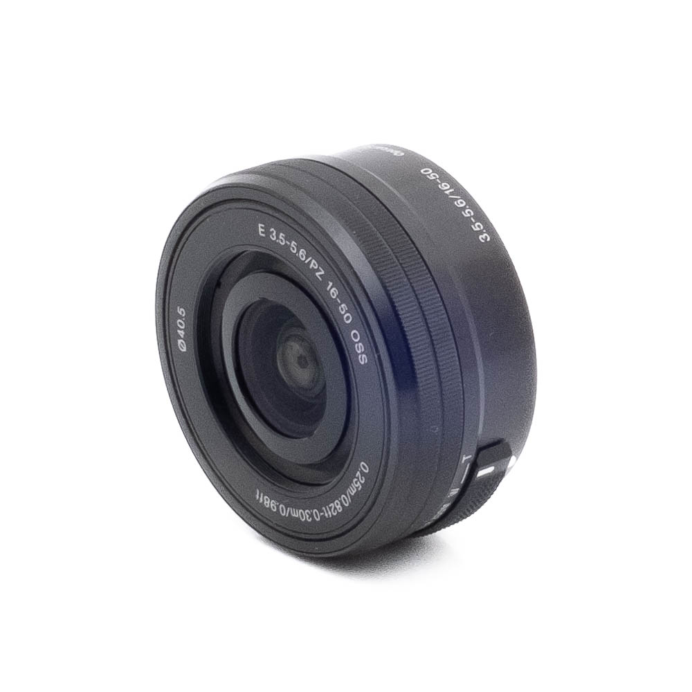 Sony 16-50mm f35-56 PZ-2-2 Sony E PZ 16-50mm f/3.5 - 5.6 OSS (Kunto K5) - Käytetty