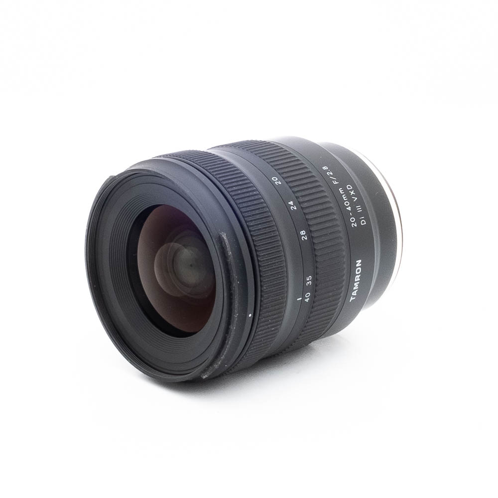 Tamron 20-40mm f28 Di III VXD Sony-2 Tamron 20-40mm f/2.8 Di III VXD Sony FE - Käytetty