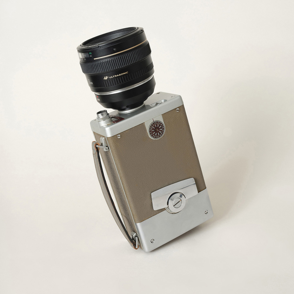 1677857027_722 Urth Canon EF - C Mount lens adapter