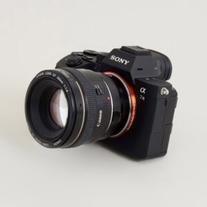 Urth Canon (EF / EF S) - Sony E objektiiviadapteri