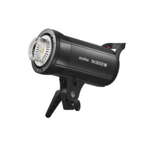 Godox SK300IIV D Trio Studio Flash Kit -studiosalama