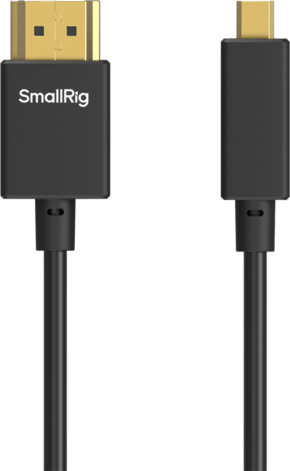 SmallRig 4795 Ultra-Slim 4K HDMI -datakaapeli D-A (100 cm), jossa on kultaiset liittimet, on esitetty pystysuorassa. HDMI-päässä on valkoinen SmallRig-logo, ja molemmat liittimet on kiinnitetty mustiin kaapeleihin.