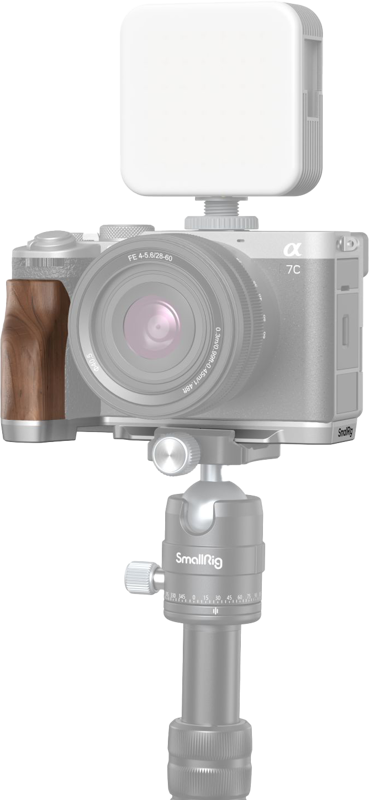 800q-05_128805 SmallRig 4796 L-Shape Mount Plate with Wooden Handle for Sony Alpha 7C II / Alpha 7CR