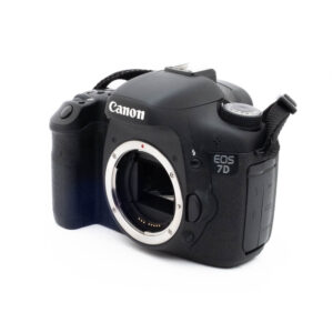 Canon 7D-4 Canon EOS 7D (SC 7500) - Käytetty