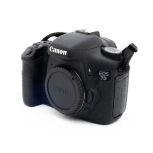 Canon 7D-5 Canon EOS 7D (SC 7500) - Käytetty