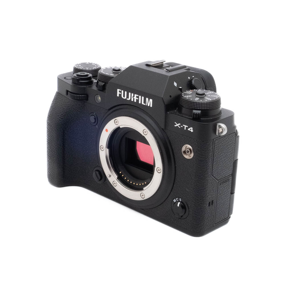 Fujifilm X-T4 (SC 10000, sis.ALV24%) - Käytetty