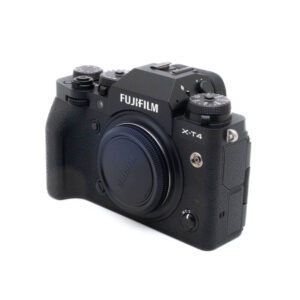 Fujifilm X-T4 (SC 10000, sis.ALV24%) - Käytetty