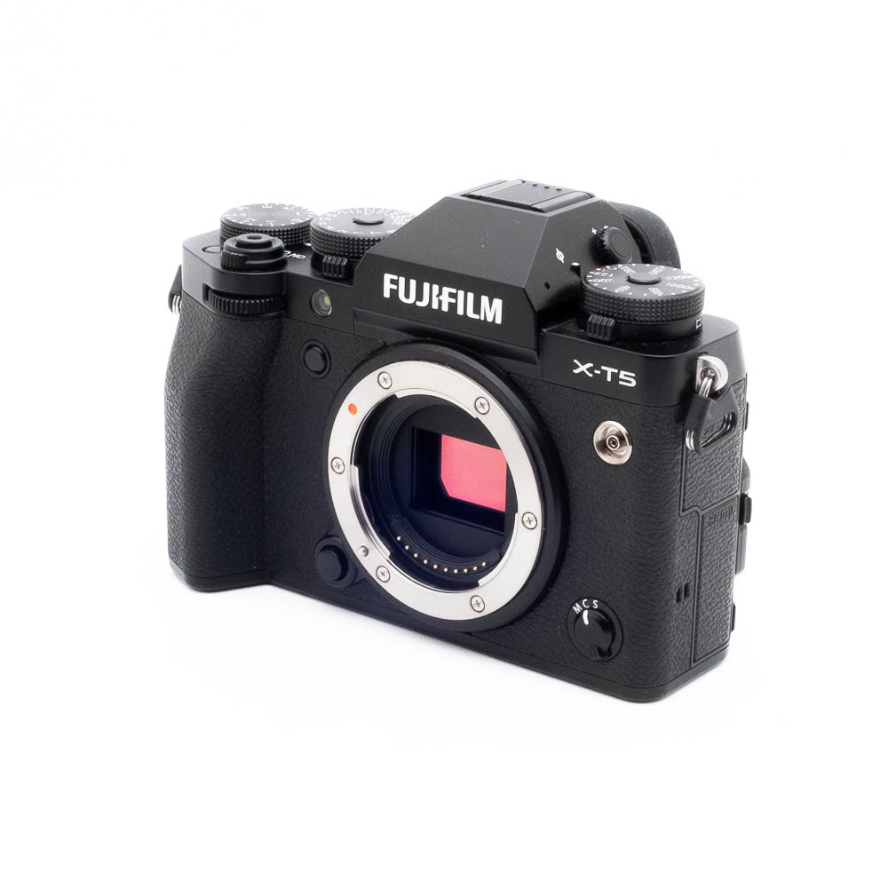 Fujifilm X-T5 (SC 2000, Kunto K5, takuu 24kk, sis.ALV24%) - Käytetty