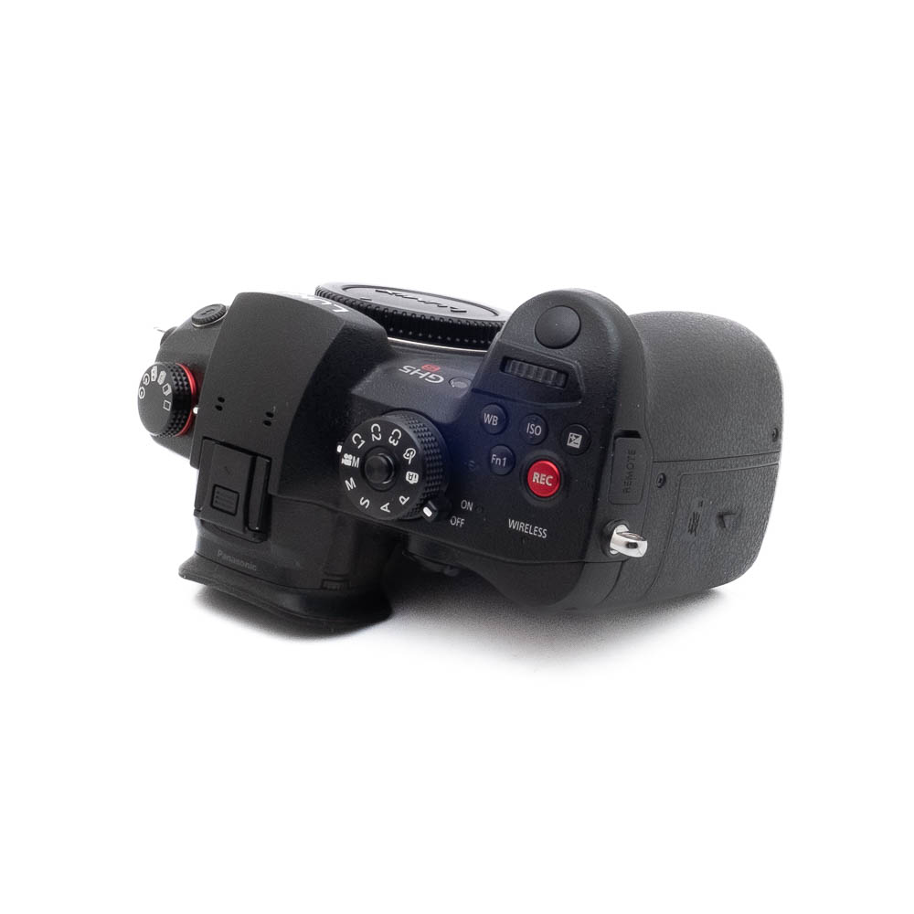 Lumix GH5-2 Panasonic Lumix GH5s (SC 2000, sis. ALV 25.5%, Kunto K5) - Käytetty