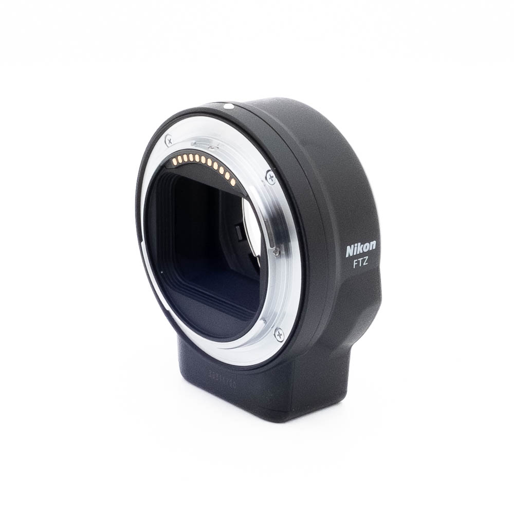 Nikon FTZ-1-3 Nikon FTZ adapteri (Kunto K5) - Käytetty