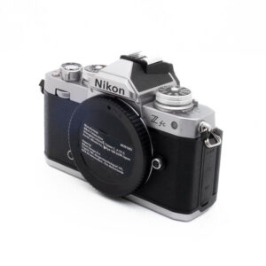 Nikon Z fc-5 Nikon Z fc (SC 1000) - Käytetty