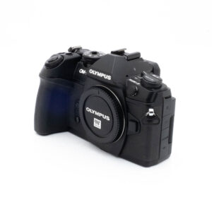Olympus E-M1 II-5 Olympus OM-D E-M1 Mark II (SC 5500, Kunto K5) - Käytetty