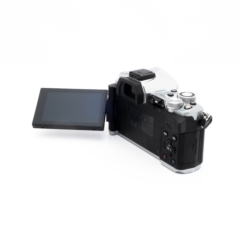 Olympus E-M5 II-3 Olympus OM-D E-M5 Mark II (SC 1500) - Käytetty