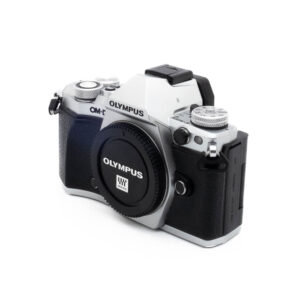 Olympus E-M5 II-5 Olympus OM-D E-M5 Mark II (SC 1500) - Käytetty