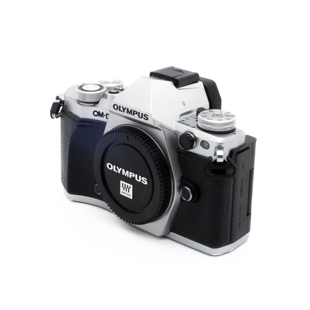 Olympus E-M5 II-5 Olympus OM-D E-M5 Mark II (SC 1500) - Käytetty