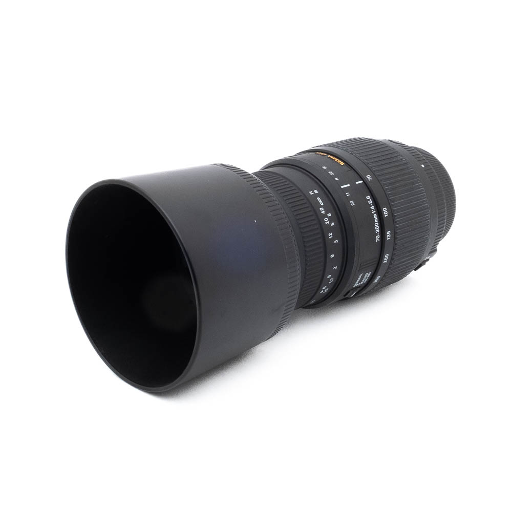 Sigma DG 70-200 Nikon-3 Sigma DG 70-300mm f/4-5.6 Macro Nikon F - Käytetty