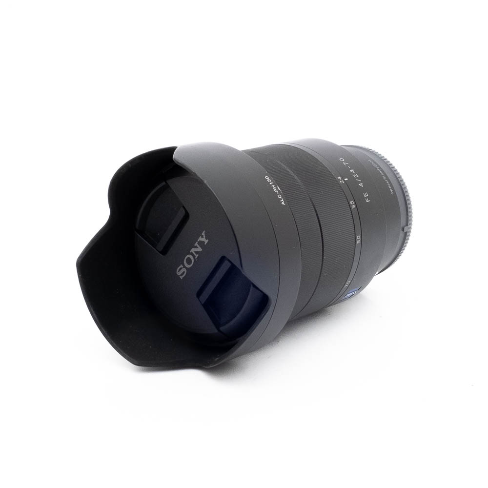 Sony 24-70mm f4 ZA-3 Sony FE 24-70mm f/4 Vario-Tessar ZA OSS (sis. ALV 25.5%) - Käytetty