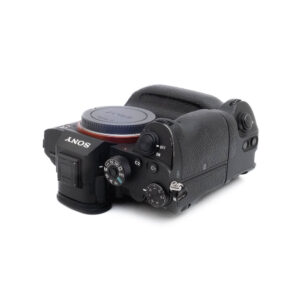 Sony A7R III-2 Sony A7R III + akkukahva (SC 237000, sis.ALV24%) – Käytetty