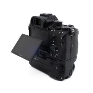 Sony A7R III Sony A7R III + akkukahva (SC 237000, sis.ALV24%) – Käytetty