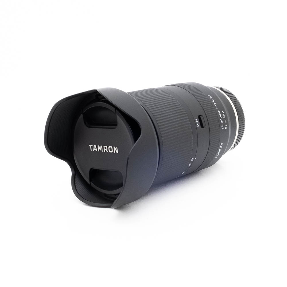 Tamron 28-200mm f28-56 Di III RXC Sony-3 Tamron 28-200mm f/2.8-5.6 Di III RXD Sony FE - Käytetty