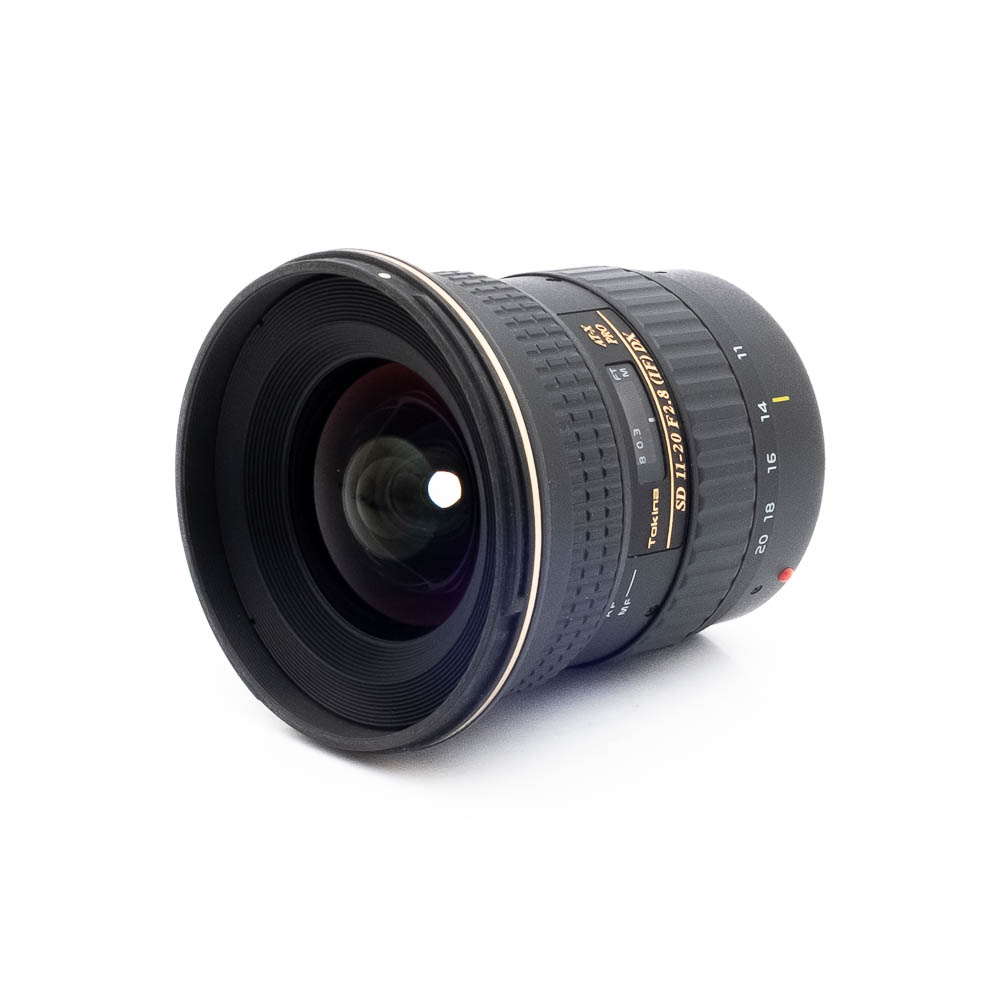Tokina 11-20 f28 Canon-2 Tokina 11-20mm f/2.8 (IF) DX Canon - Käytetty