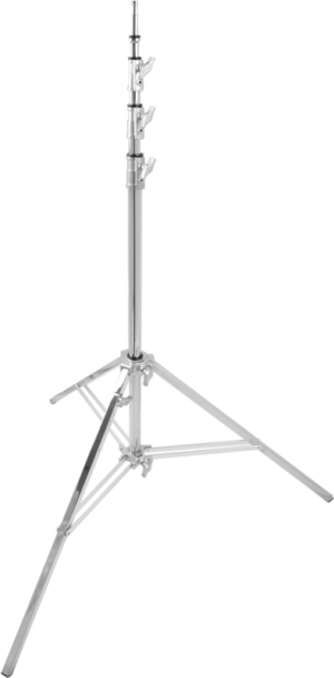 800q-01_119297 Kupo 155M High Baby Stand on korkea, hopeanvärinen metallijalusta, jossa on säädettävät jalat ja kiinnikkeet, ihanteellinen valojen tai laitteiden tukemiseen valokuvauksessa tai elokuvatuotannossa, kuvassa valkoisella pohjalla.