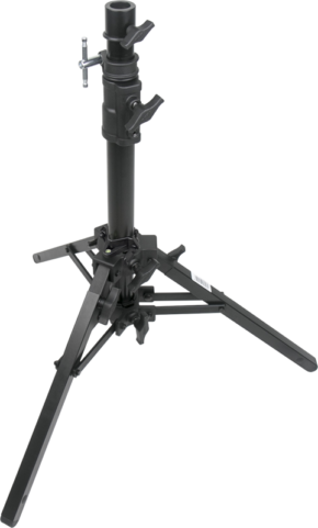KUPO 161MB Slider Stand (musta) on metallinen kolmijalka, jossa on säädettävä korkeus ja lukituskiinnikkeet ja jossa on kolme leveää, tukevaa jalkaa, jotka on ulotettu ulospäin vakauden vuoksi.